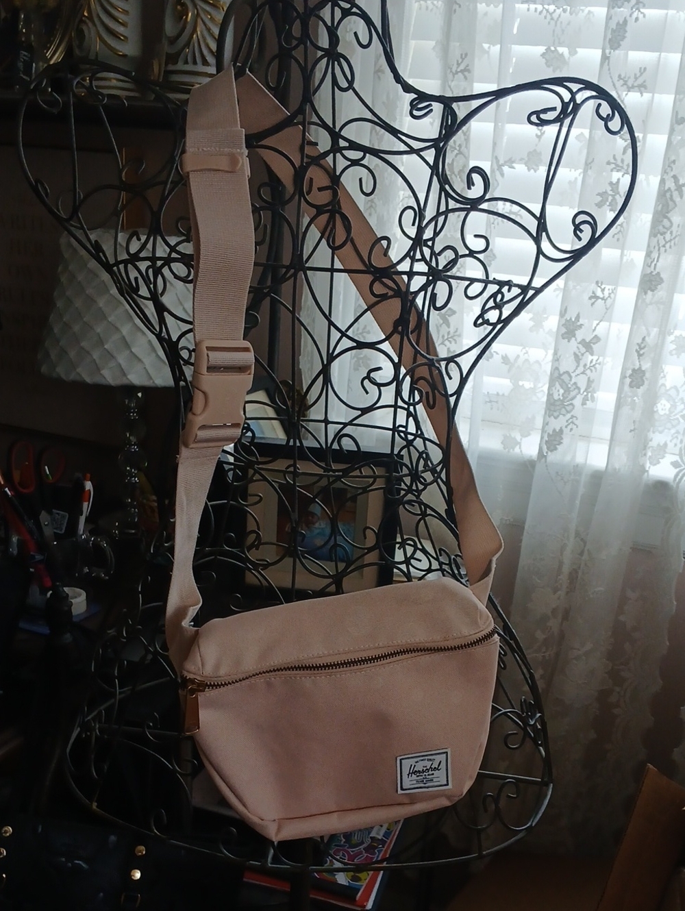 Herschel Supply Company Womens Pink Crossbody Sling Bag